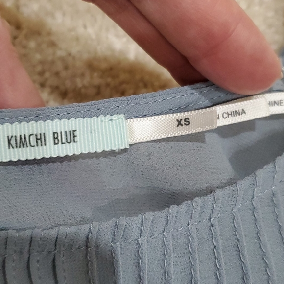 top - Picture 2 of 2